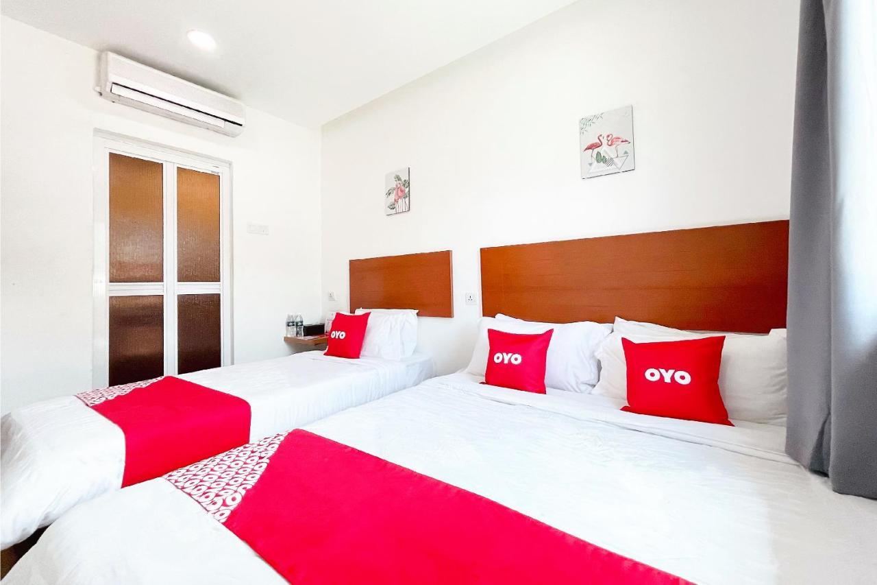 Oyo 90334 Mawlaya Hotel Bayan Lepas Εξωτερικό φωτογραφία